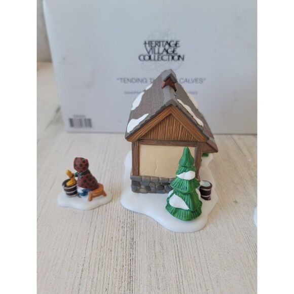 Dept 56 58395 Tending The New Calves village accessory xmas - Picture 8 of 11